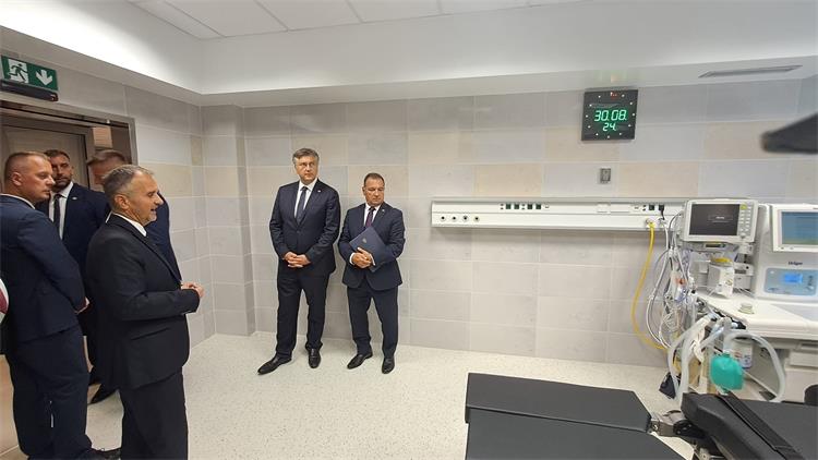Slika /2024 SLIKE/Premijer i ministar_OB Virovitica_naslovna.jpg